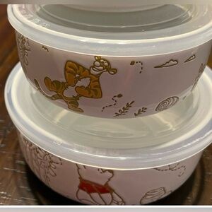 Disney Winnie the Pooh "Bee One With Nature" Bowls with Pressure Release Lids